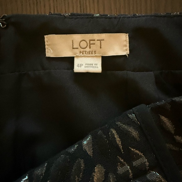 Loft | Faux Wrap Floral Mini Skirt | Black/Silver (4P) - Picture 2 of 4